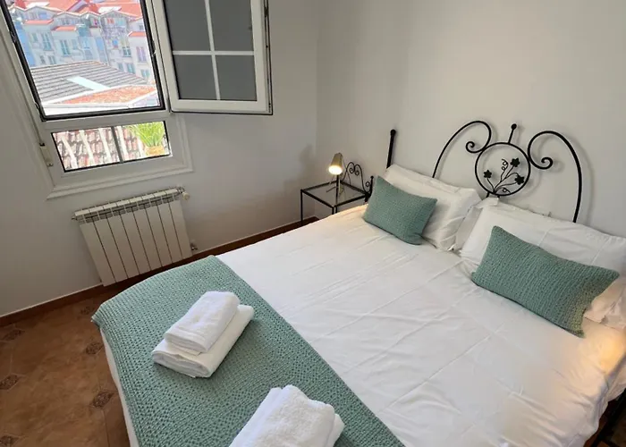 Balnea 3* באיונה