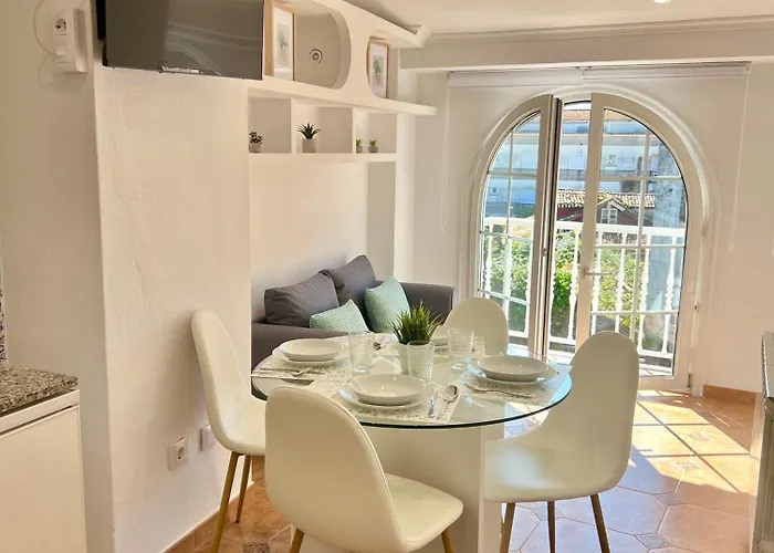 Balnea 3* באיונה