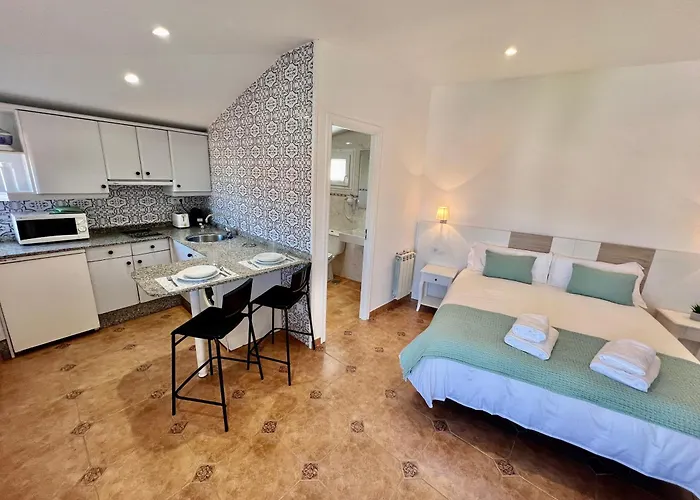 Balnea בית הארחה באיונה