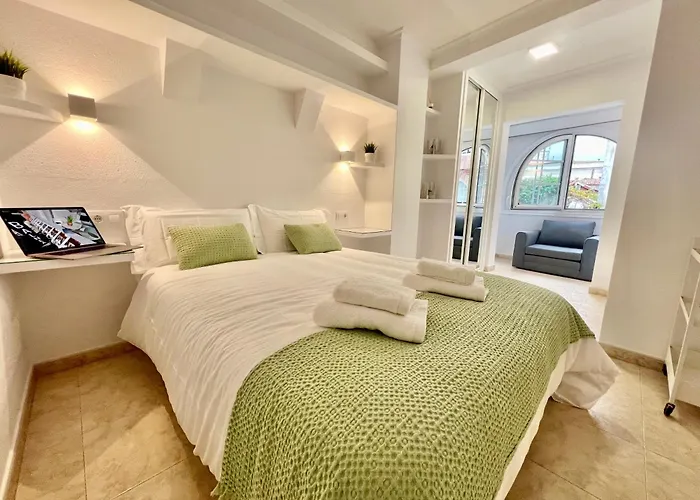 Balnea 3* באיונה